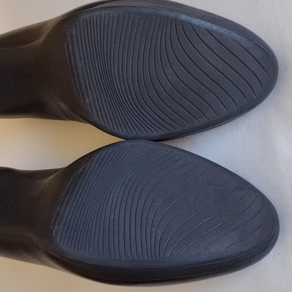 Clarks Collection Ambyr Joy Round Toe Leather Platform Pumps 8.5 Black - Picture 11 of 14